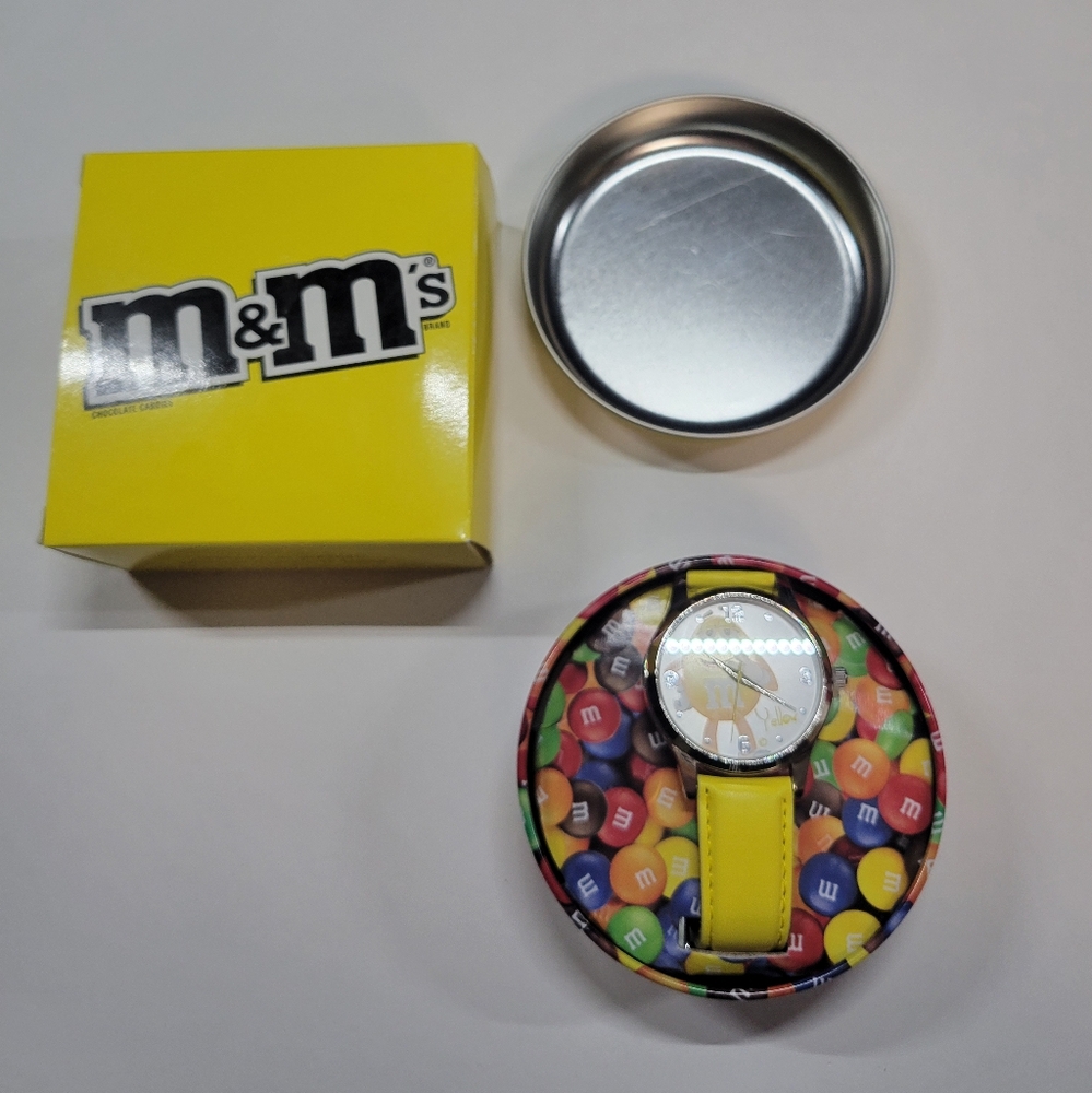 NIB M&M'S Yellow Watch⌚ - Picture 2 of 10